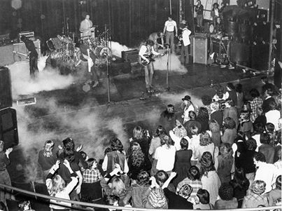 Golden Earring show picture February 1976 Winterswijk - Cultureel Centrum
